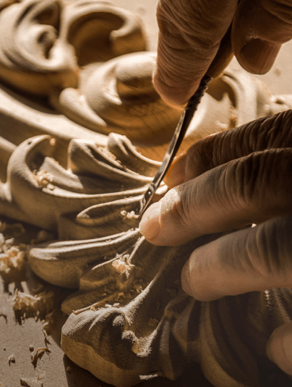 Авторская резьба по дереву карточка